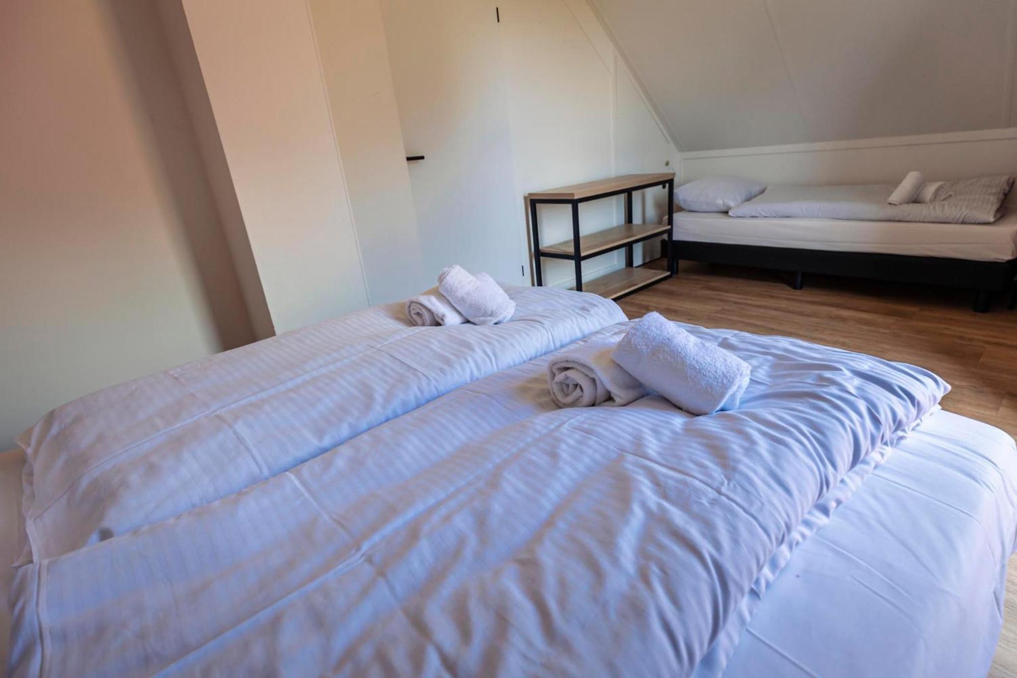 Vakantiepark 'T Broeckhuys Hotel Ewijk Room photo